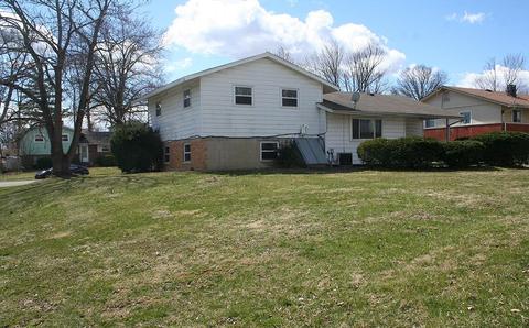 902 Glasgow Dr, Cincinnati, OH 45240 photo 4
