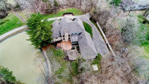 9063 Kemper Rd, Montgomery, OH 45249 photo 2
