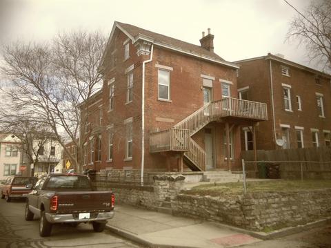1215 Bates Ave, Cincinnati, OH 45225 photo 4