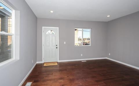 2938 Hackberry St, Cincinnati, OH 45206 photo 2
