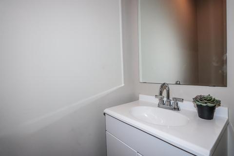 2938 Hackberry St, Cincinnati, OH 45206 photo 14