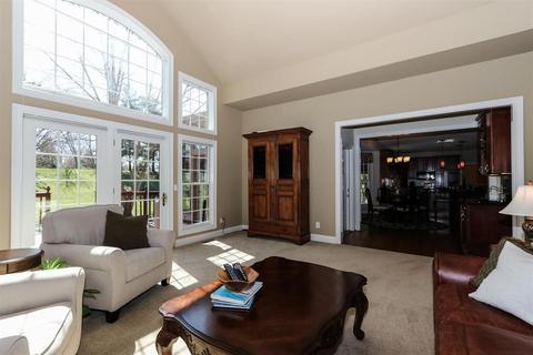 8147 Startinggate Ln, Cincinnati, OH 45249 photo 7