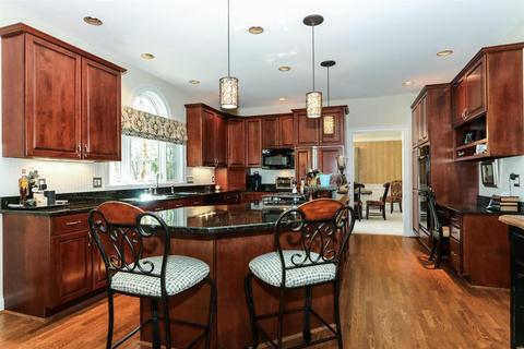 8147 Startinggate Ln, Cincinnati, OH 45249 photo 12