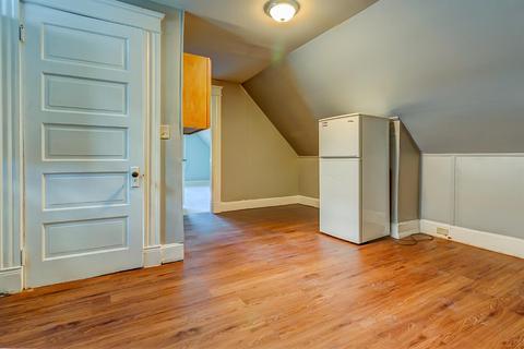 440 Warner St, Cincinnati, OH 45219 photo 11