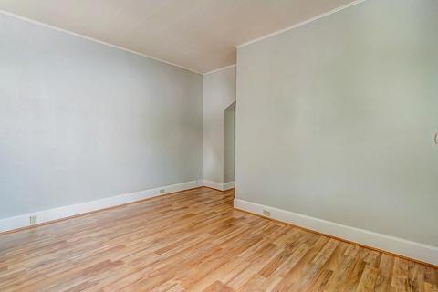440 Warner St, Cincinnati, OH 45219 photo 4