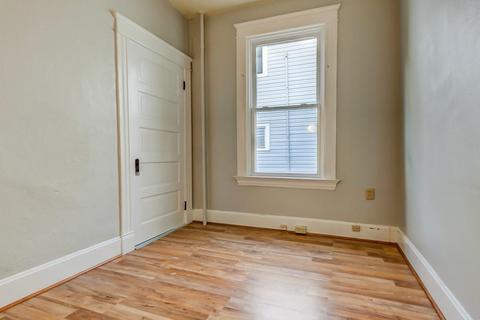 440 Warner St, Cincinnati, OH 45219 photo 6