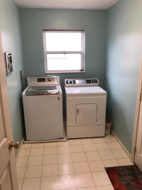 9669 Fallshill Cir, Cincinnati, OH 45231 photo 8