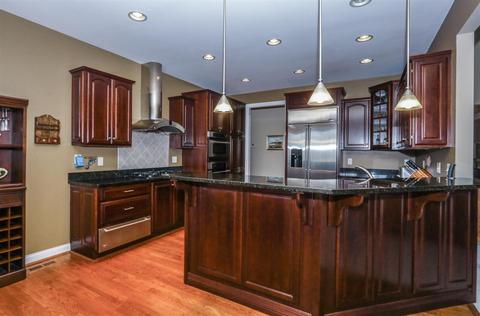 9888 Beech Dr, Cincinnati, OH 45231 photo 10