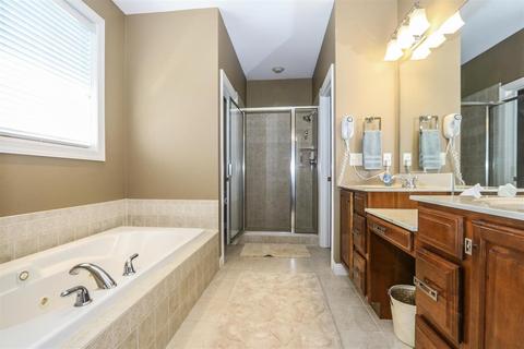 9888 Beech Dr, Cincinnati, OH 45231 photo 16