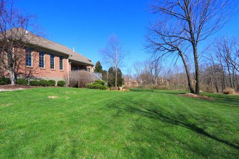 9888 Beech Dr, Cincinnati, OH 45231 photo 23