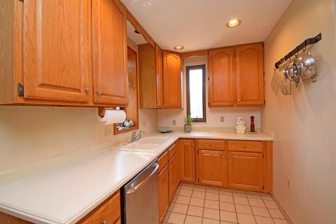4411 Schulte Dr, Cincinnati, OH 45205 photo 9