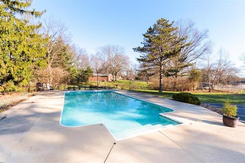 3530 Galbraith Rd, Cincinnati, OH 45236 photo 23