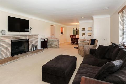 3530 Galbraith Rd, Cincinnati, OH 45236 photo 5