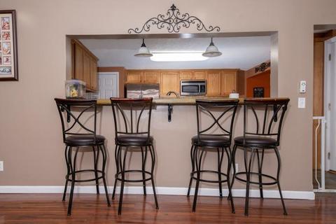 554 Glenrose Ln, Cincinnati, OH 45244 photo 6