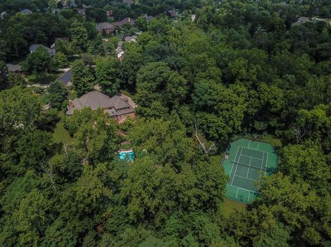 8710 Toftrees Ln, Springboro, OH 45066 photo 2