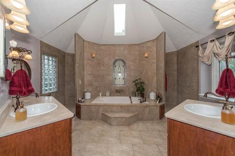 8710 Toftrees Ln, Springboro, OH 45066 photo 15