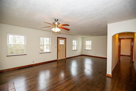 476 Massey Ct, Cincinnati, OH 45255 photo 6