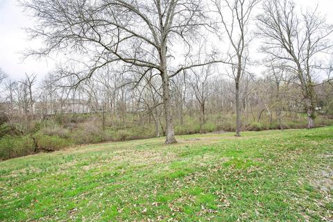476 Massey Ct, Cincinnati, OH 45255 photo 4