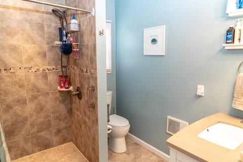 454 Tecumseh Dr, Cincinnati, OH 45244 photo 16