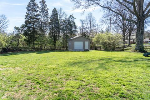454 Tecumseh Dr, Cincinnati, OH 45244 photo 2