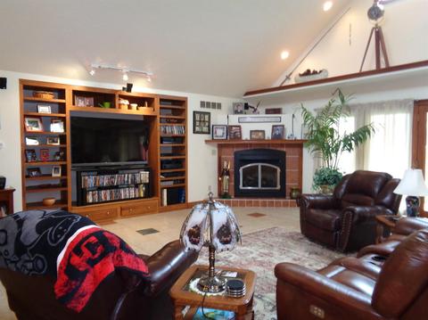 20161 Schaefer Rd, Sunman, IN 47041 photo 9