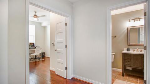 963 Hatch St, Cincinnati, OH 45202 photo 12
