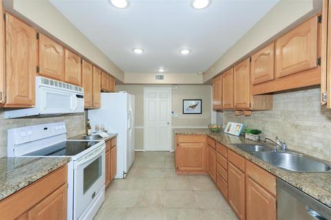 8948 Hollyhock Dr, Cincinnati, OH 45231 photo 14