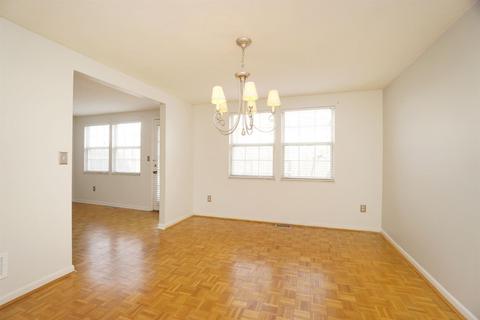 8062 Hetz Dr, Cincinnati, OH 45242 photo 5
