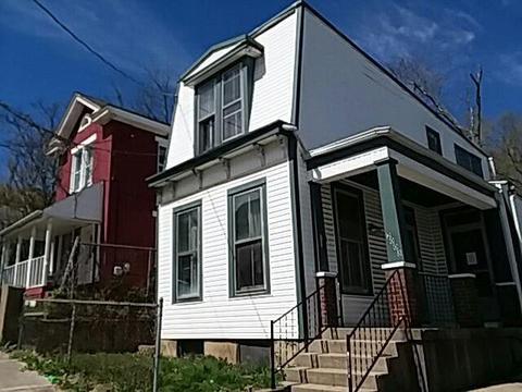 2008 Powers St, Cincinnati, OH 45223 photo 4
