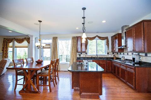 5117 Oak Brook Dr, Cincinnati, OH 45244 photo 7