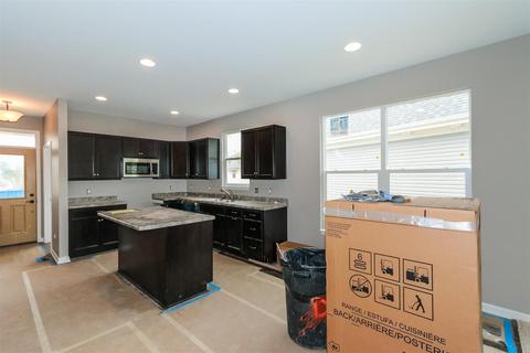 3360 Forestview Gardens Dr, Cincinnati, OH 45211 photo 8