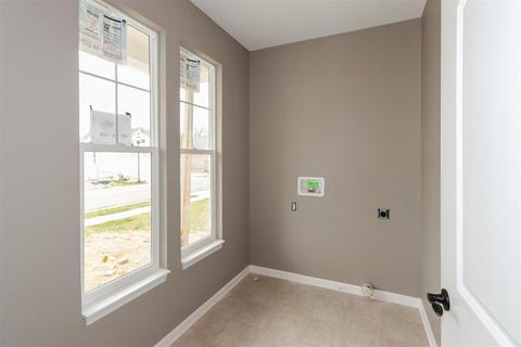 3360 Forestview Gardens Dr, Cincinnati, OH 45211 photo 21