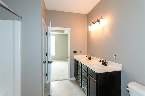 3360 Forestview Gardens Dr, Cincinnati, OH 45211 photo 12