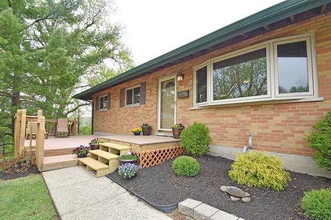 9030 Rolling Ln, Cincinnati, OH 45236 photo 3