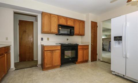 9395 Ranchill Dr, Cincinnati, OH 45231 photo 8