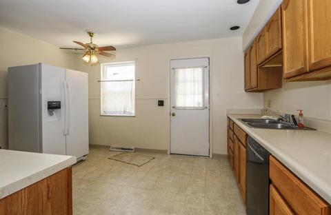 9395 Ranchill Dr, Cincinnati, OH 45231 photo 7