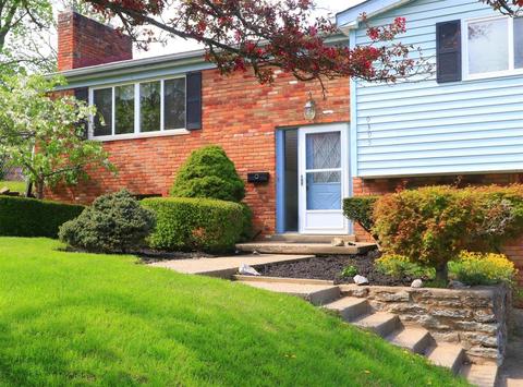9395 Ranchill Dr, Cincinnati, OH 45231 photo 2