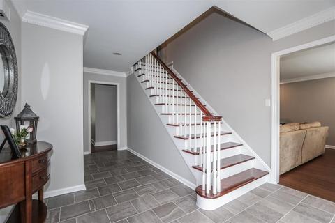 10603 Bridgewater Ln, Montgomery, OH 45249 photo 3