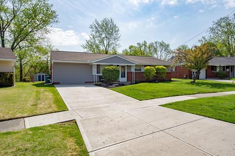 258 Brookforest Dr, Cincinnati, OH 45238 photo 3