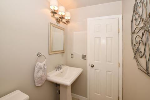 1143 White Pine Ct, Cincinnati, OH 45255 photo 12