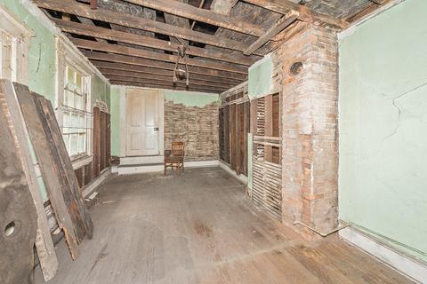235 Renner St, Cincinnati, OH 45214 photo 5