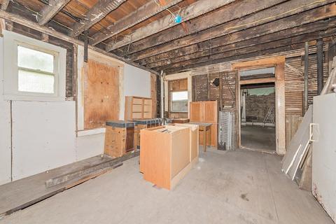 235 Renner St, Cincinnati, OH 45214 photo 4