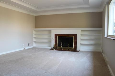 9601 Delray Dr, Montgomery, OH 45242 photo 2