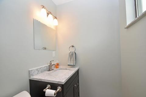 961 Hollytree Dr, Cincinnati, OH 45231 photo 16