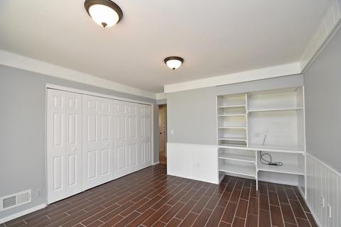 961 Hollytree Dr, Cincinnati, OH 45231 photo 13
