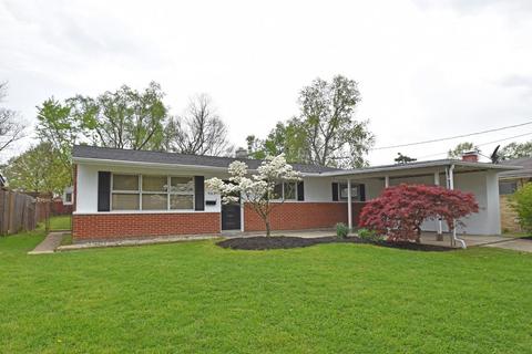 961 Hollytree Dr, Cincinnati, OH 45231 photo 2