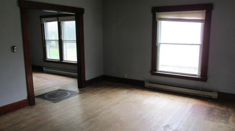 614 Center St, Blanchester, OH 45107 photo 4
