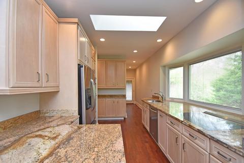 2810 Devils Backbone Rd, Cincinnati, OH 45233 photo 6
