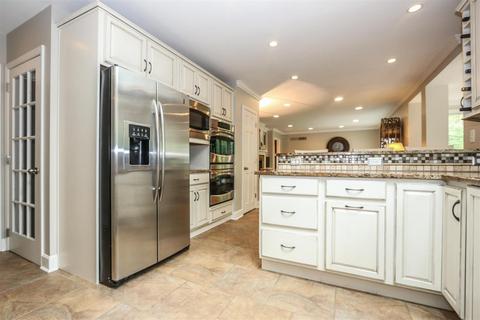 5800 Given Rd, Cincinnati, OH 45243 photo 11