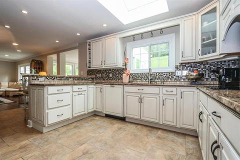 5800 Given Rd, Cincinnati, OH 45243 photo 10